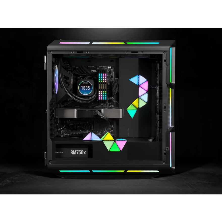 Corsair iCUE LC100 Case Accent Lighting Panels - Mini Triangle - 9x Tile Expansion Kit (LS) image 3